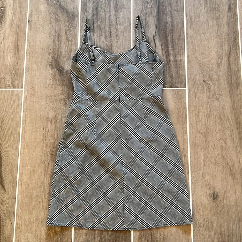 Urban Outfitters Plaid Dress - Picture 4 of 5